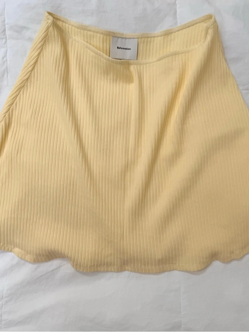 Reformation Andres 2 piece Set - Picture 4 of 6